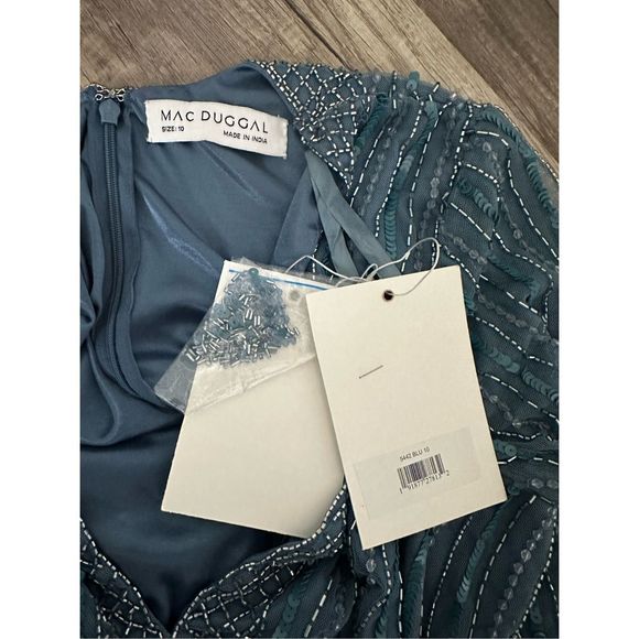 NWT MAC DUGGAL EMBELLISHED BELL SLEEVE TIERED GOWN - Picture 11 of 11